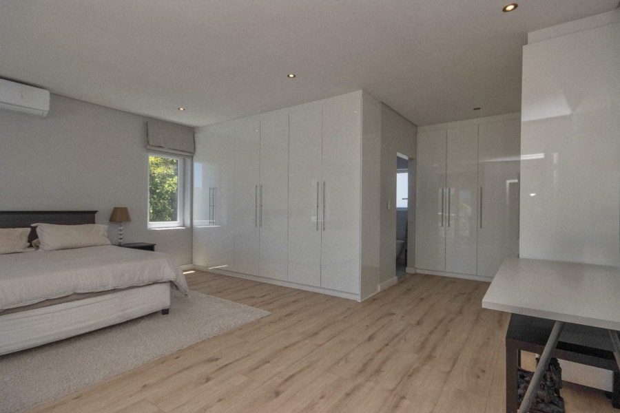 4 Bedroom Property for Sale in Sunset Beach Western Cape